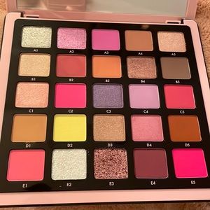Norvina/ABH Pro Pigment Palette Vol 4, BNIB